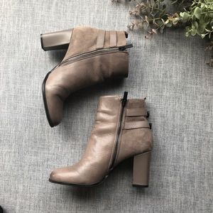 Kenneth Cole Reaction boots